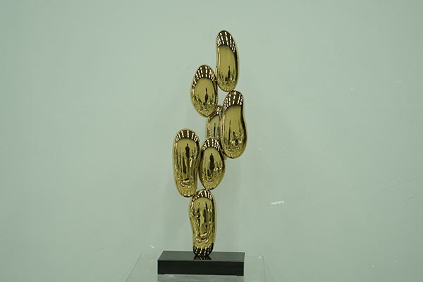 Modern Gold Stainless Steel Cluster Sculpture – Abstract Pebble Artwork for Interior Decor